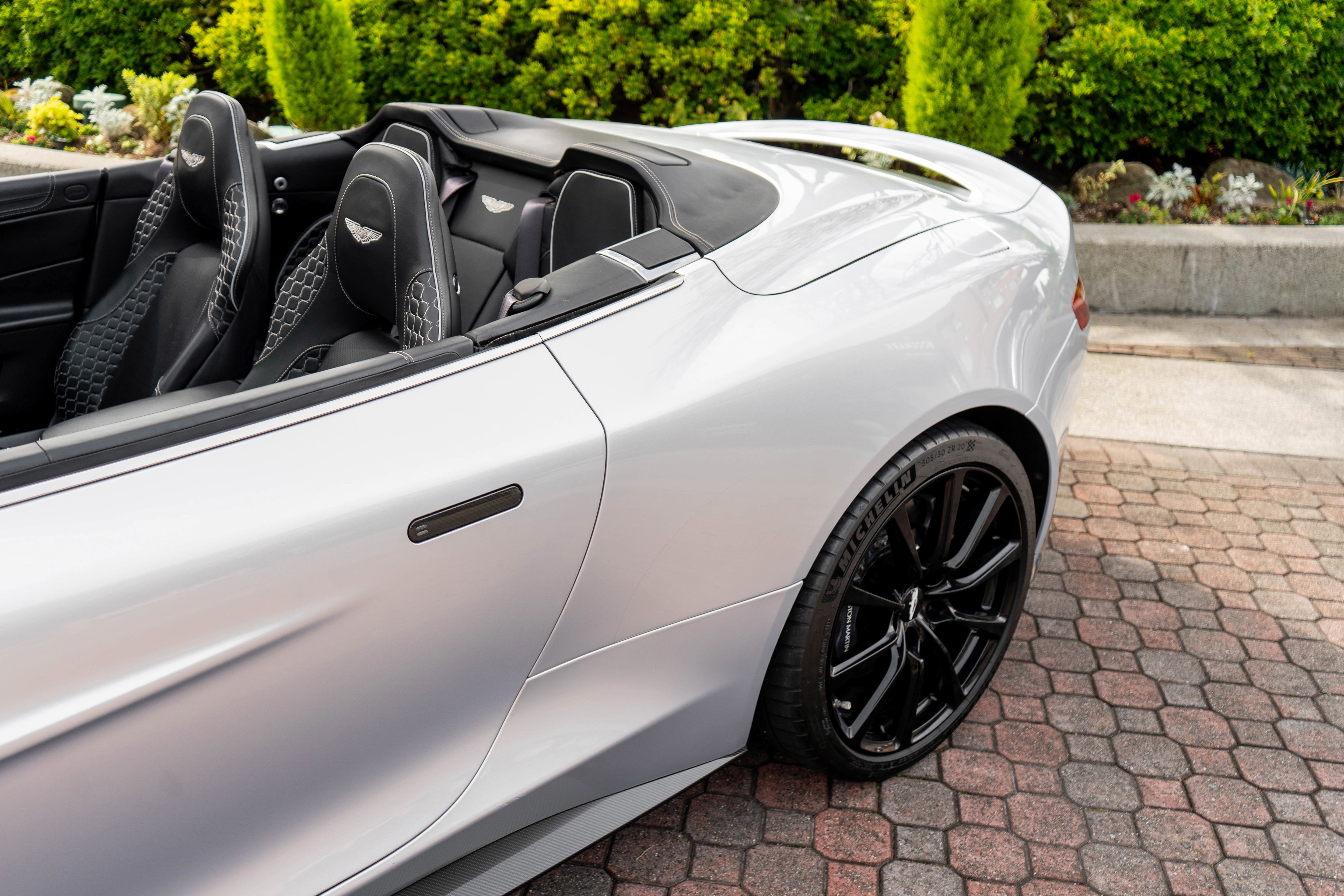 2016 Aston Martin Vanquish 2dr Volante