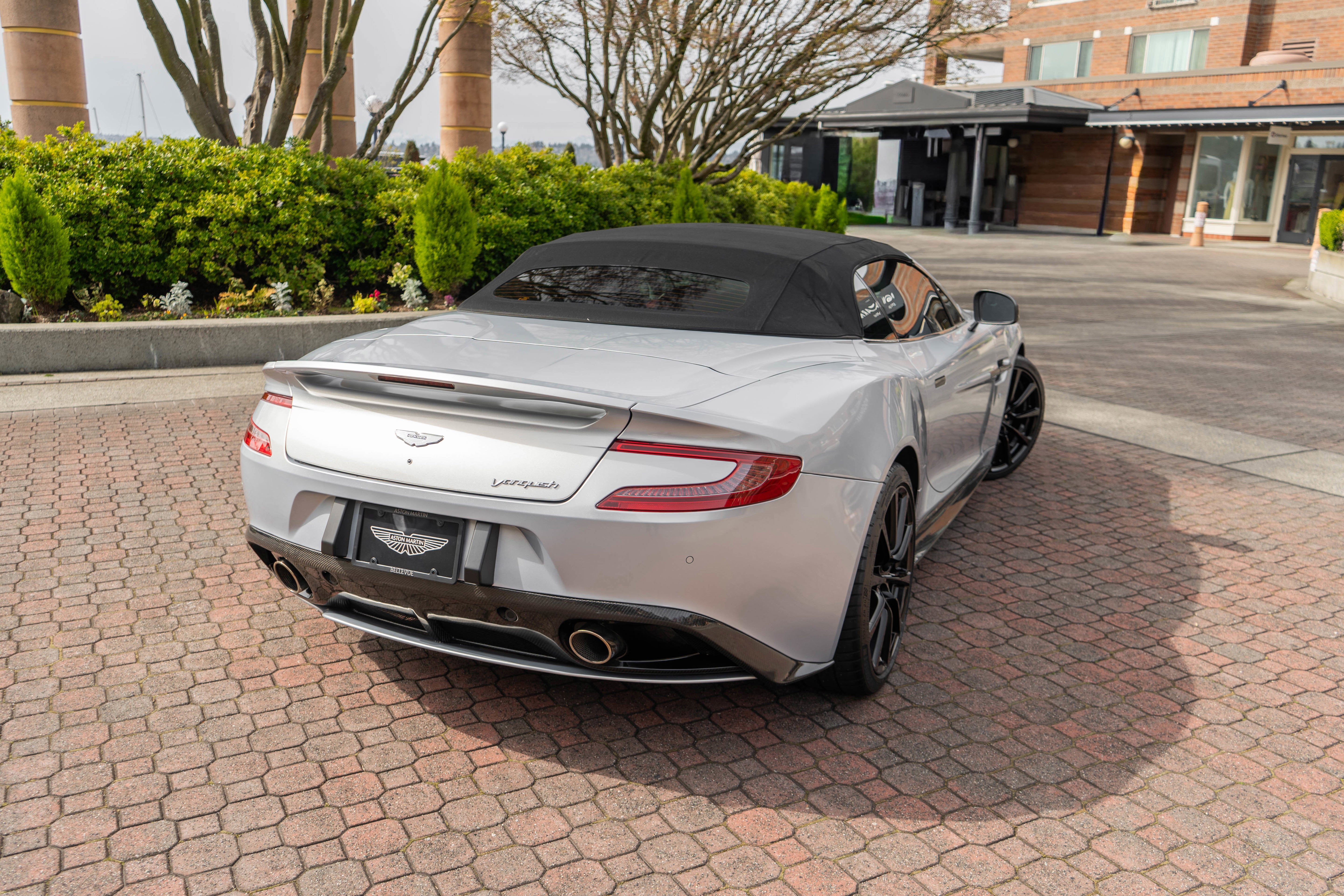 2016 Aston Martin Vanquish 2dr Volante