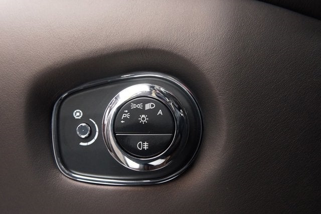 2017 Aston Martin DB11 "Launch Edition"