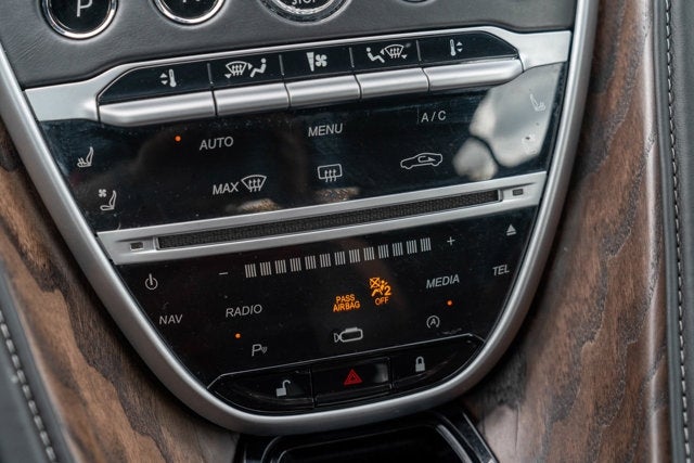 2018 Aston Martin DB11 V12