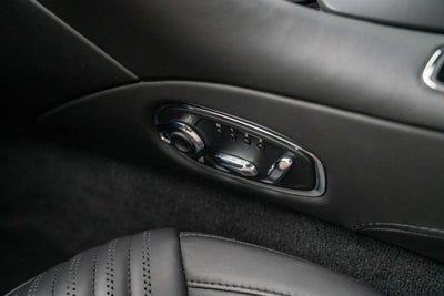 2018 Aston Martin DB11 V12