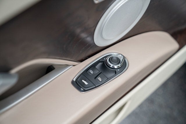 2017 Aston Martin DB11 Coupe