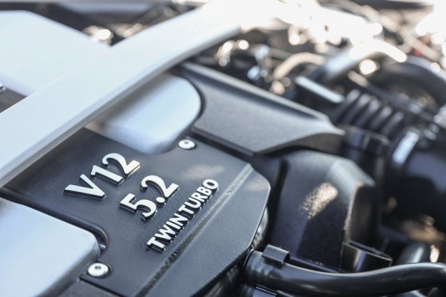2018 Aston Martin DB11 V12