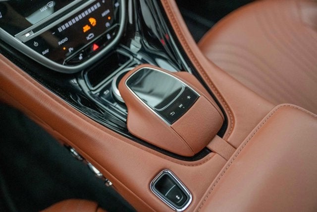 2020 Aston Martin DB11 V8