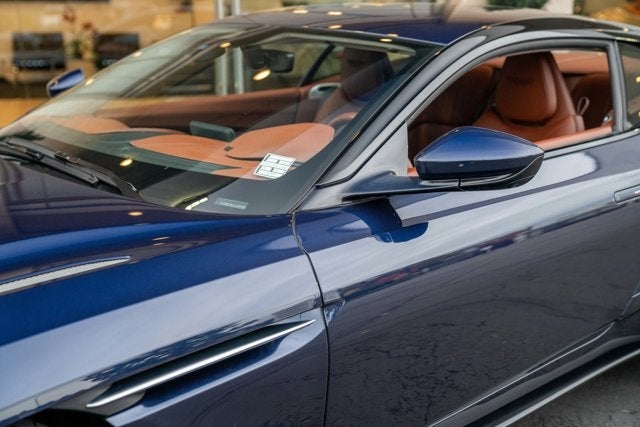 2020 Aston Martin DB11 V8