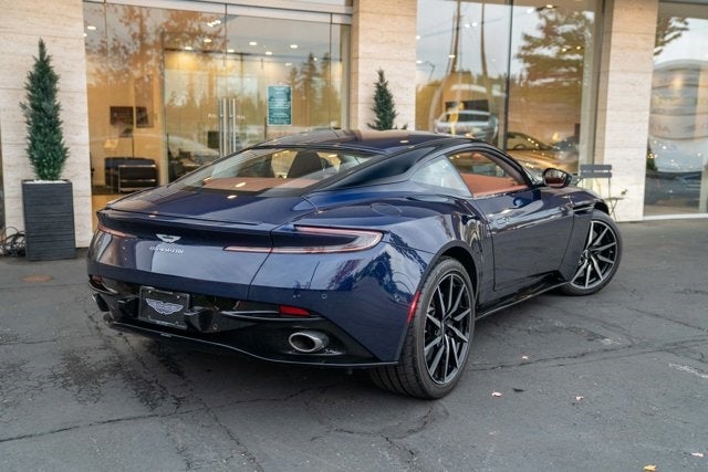 2020 Aston Martin DB11 V8