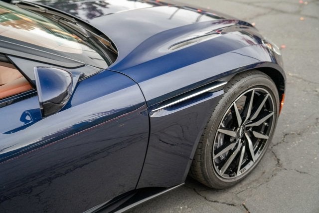 2020 Aston Martin DB11 V8