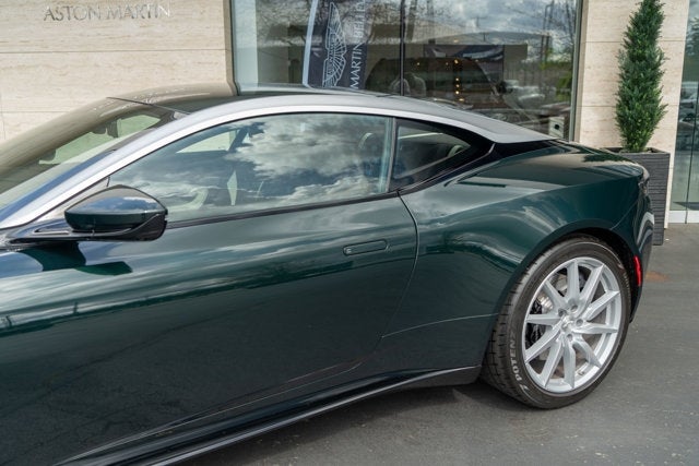 2021 Aston Martin DB11 V8