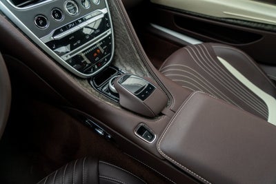2021 Aston Martin DB11 V8