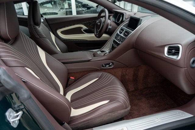 2021 Aston Martin DB11 V8