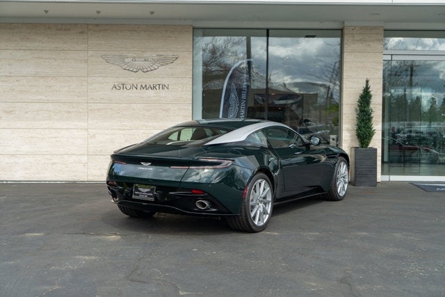 2021 Aston Martin DB11 V8