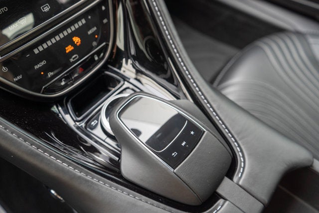 2021 Aston Martin DB11 V8