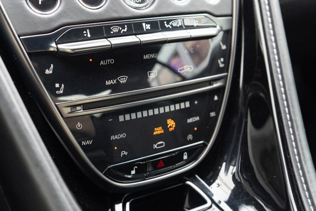 2021 Aston Martin DB11 V8