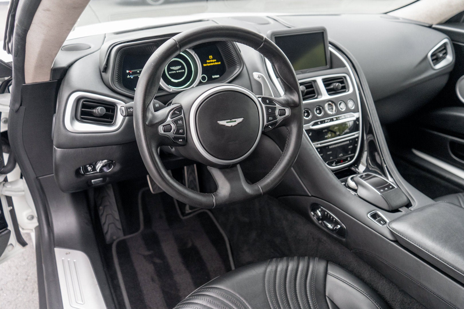 2019 Aston Martin DB11 V8