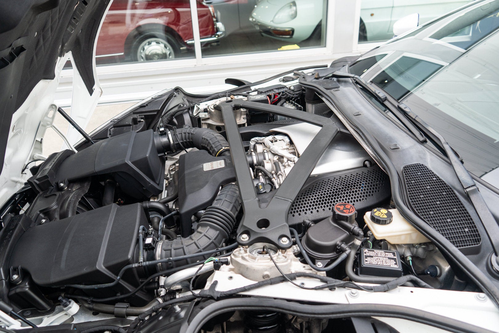 2019 Aston Martin DB11 V8