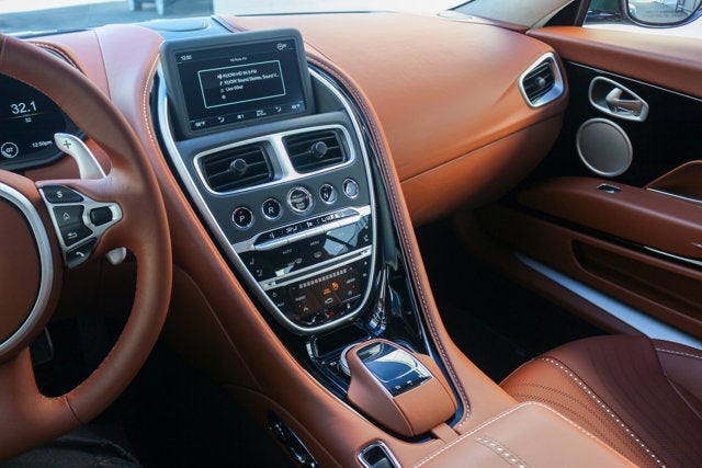 2021 Aston Martin DB11 V8