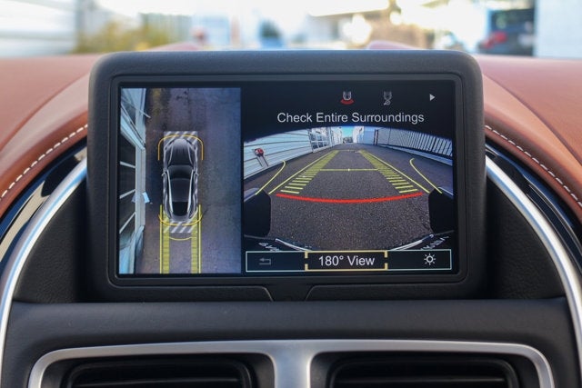 2021 Aston Martin DB11 V8