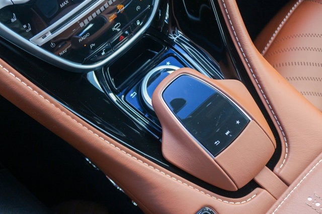 2021 Aston Martin DB11 V8