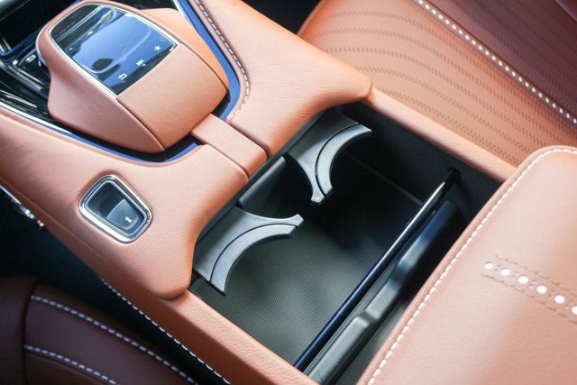 2021 Aston Martin DB11 V8