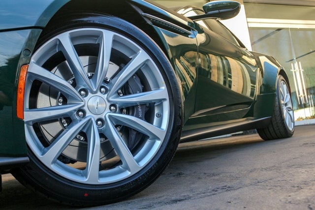 2021 Aston Martin DB11 V8