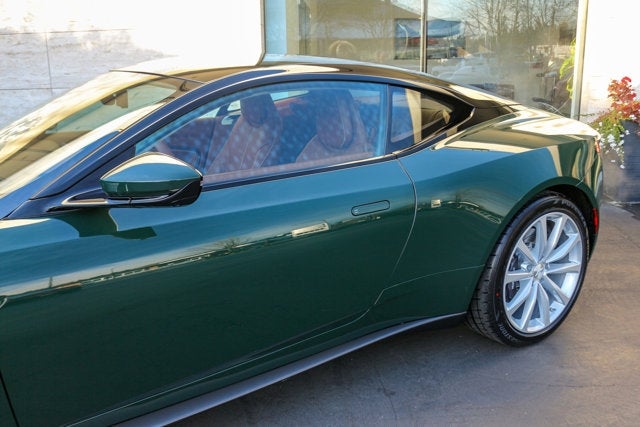 2021 Aston Martin DB11 V8