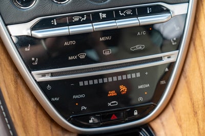 2019 Aston Martin DB11 V8