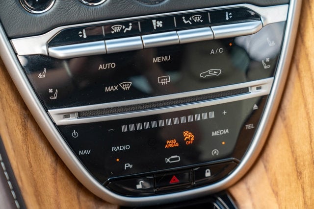 2019 Aston Martin DB11 V8