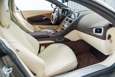 2019 Aston Martin DB11 V8
