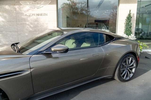 2019 Aston Martin DB11 V8