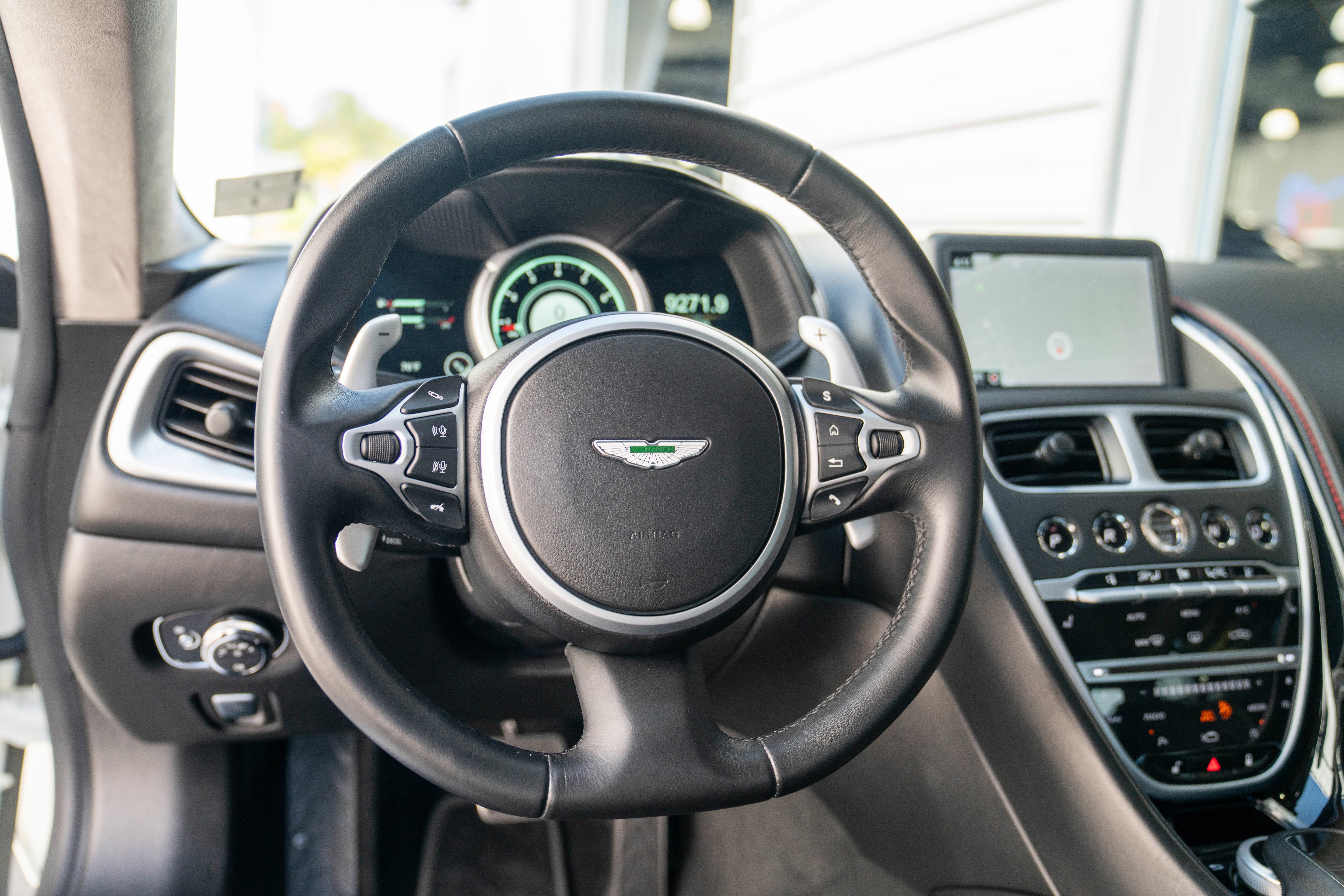2019 Aston Martin DB11 V8