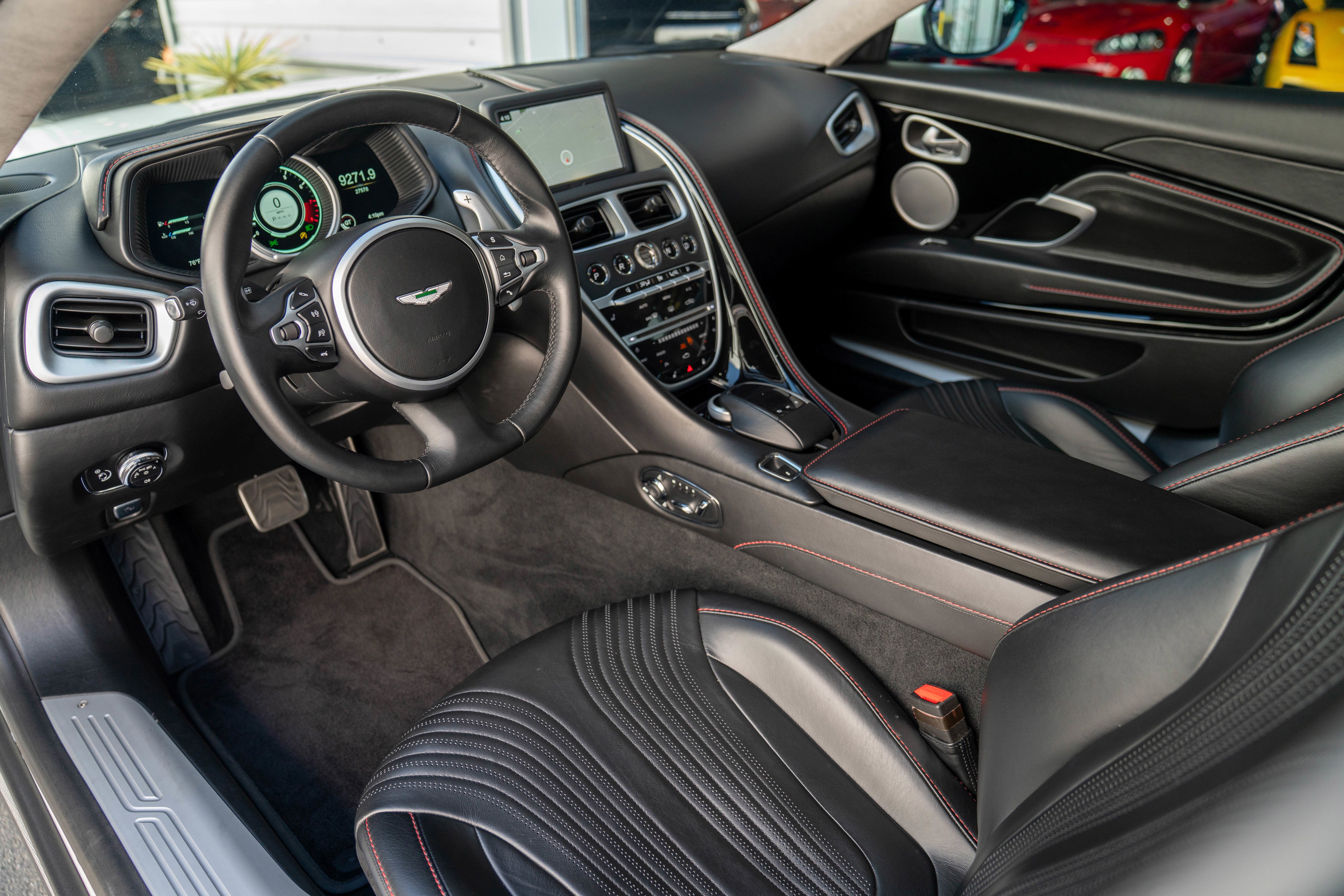 2019 Aston Martin DB11 V8