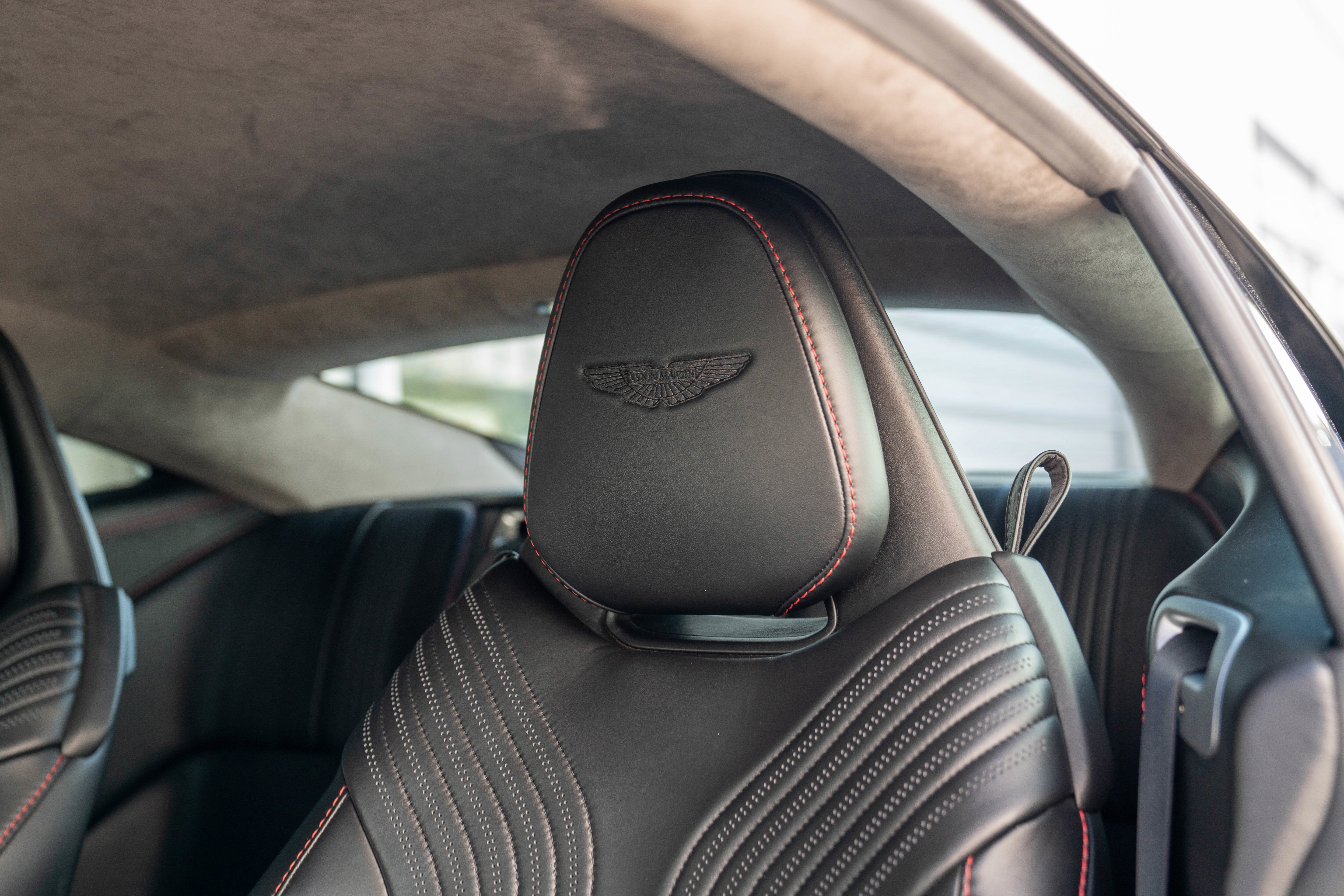 2019 Aston Martin DB11 V8