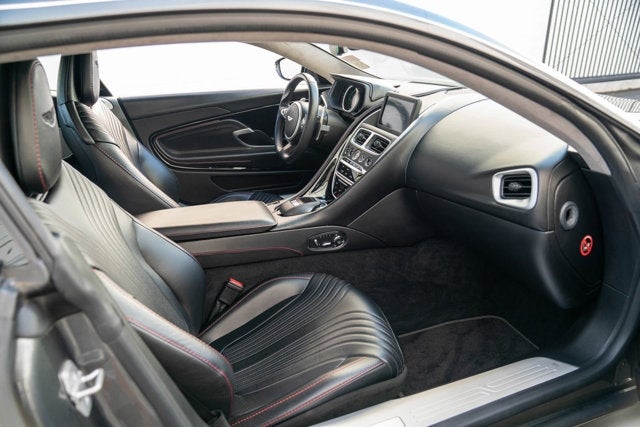 2019 Aston Martin DB11 V8