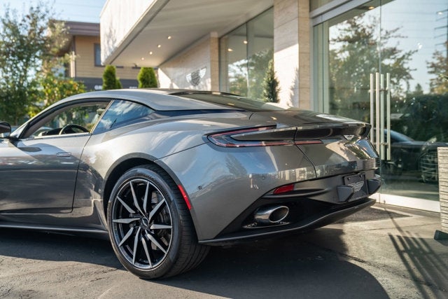 2019 Aston Martin DB11 V8