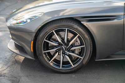 2019 Aston Martin DB11 V8