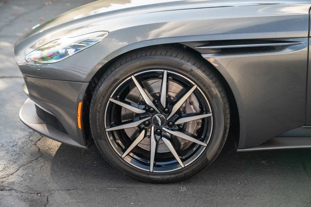 2019 Aston Martin DB11 V8