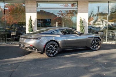 2019 Aston Martin DB11 V8
