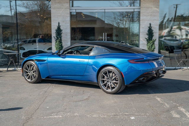 2020 Aston Martin DB11 V8