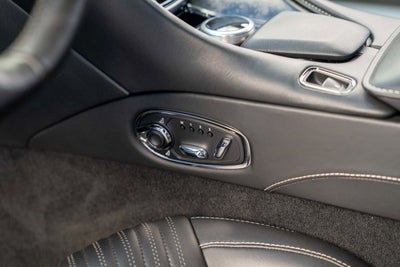 2020 Aston Martin DB11 V8