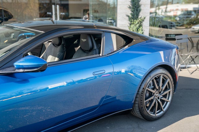 2020 Aston Martin DB11 V8