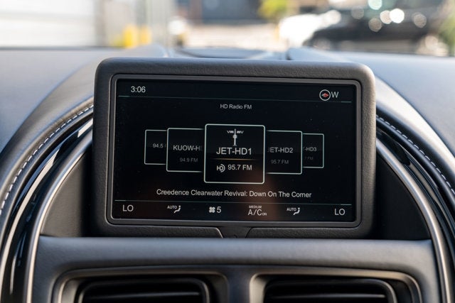 2019 Aston Martin DB11 V8