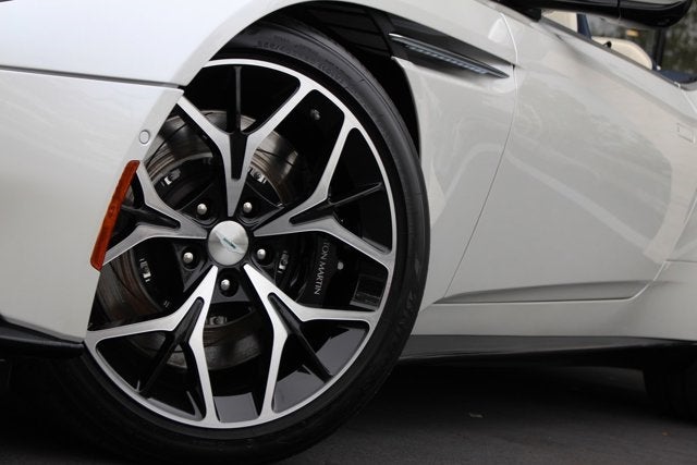 2019 Aston Martin DB11 Volante