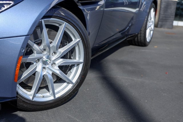 2021 Aston Martin DB11 Volante