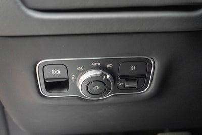 2026 Aston Martin DB12 Goldfinger Edition