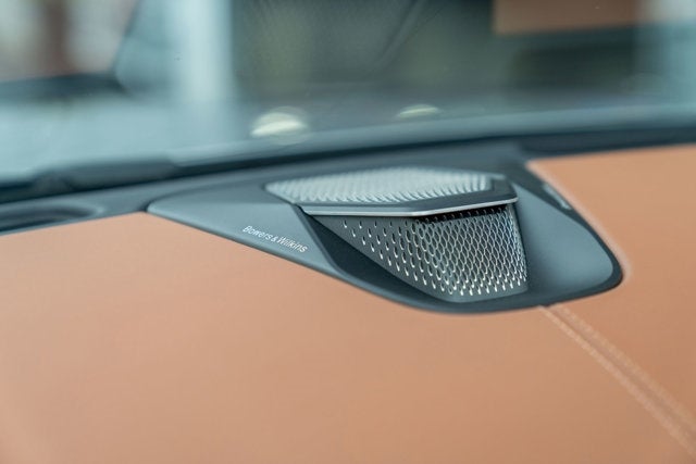 2024 Aston Martin DB12 Volante