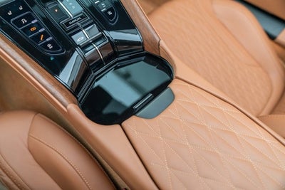 2024 Aston Martin DB12 Volante