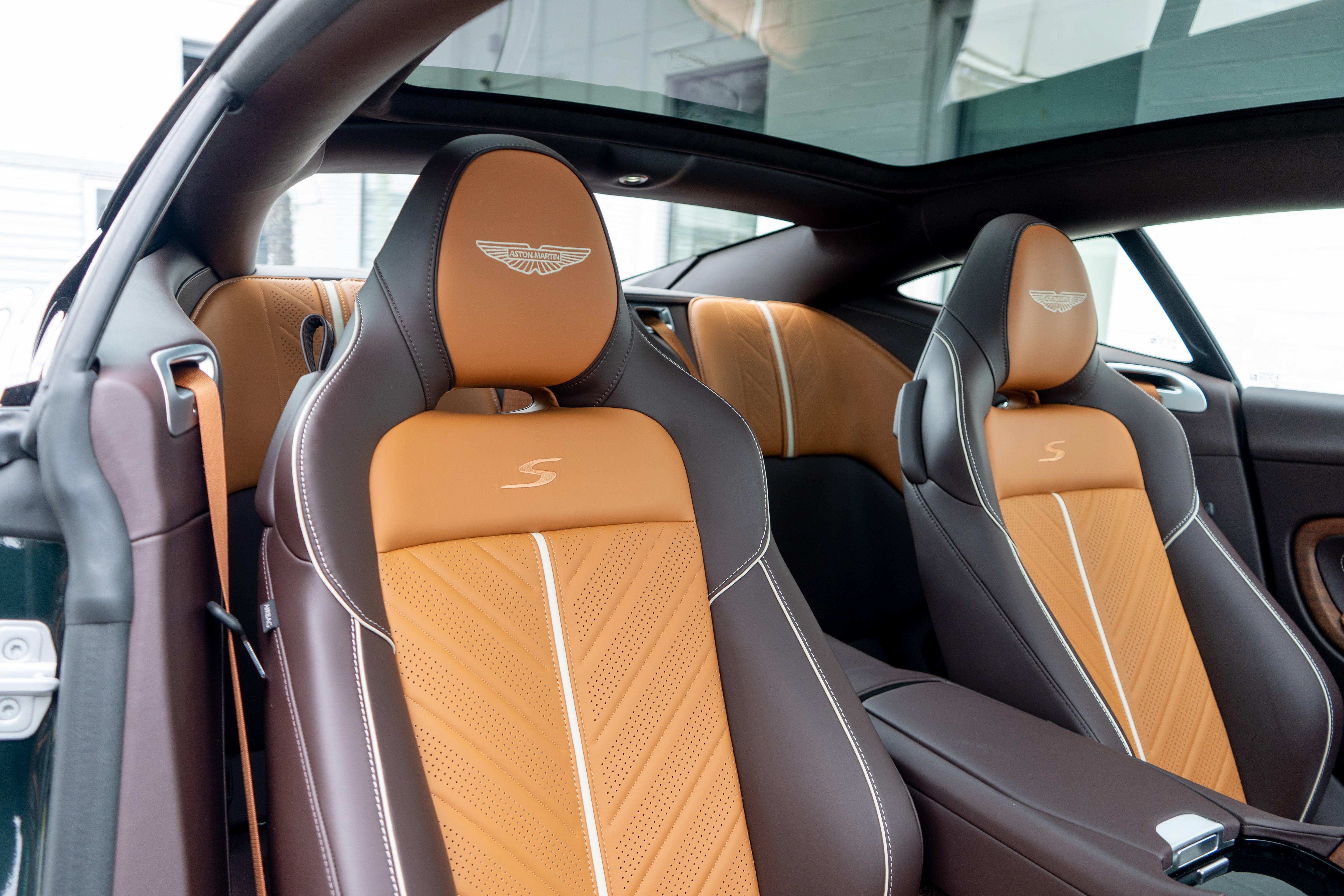 2026 Aston Martin DB12S Coupe S Coupe