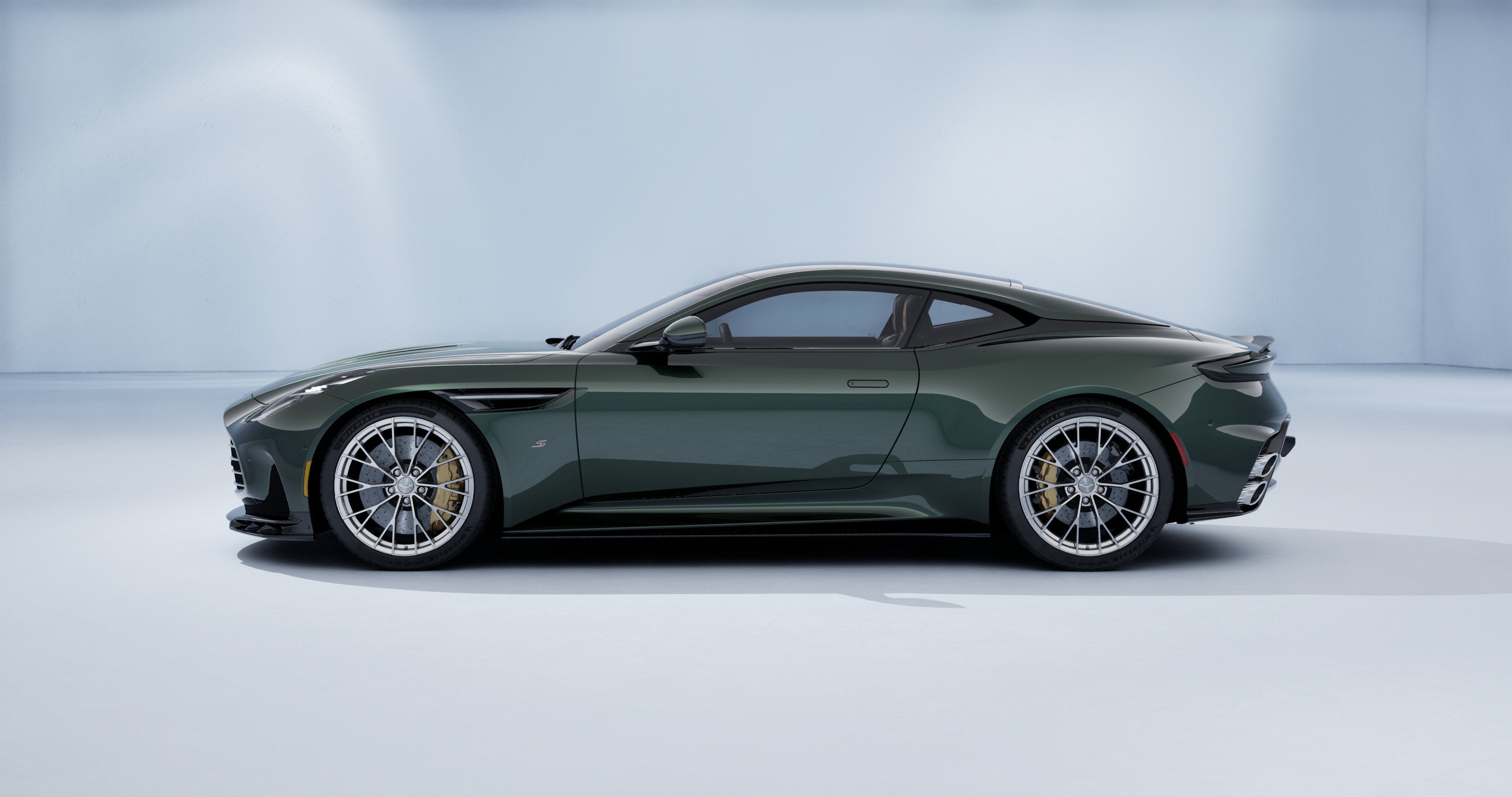 2026 Aston Martin DB12S Coupe S Coupe