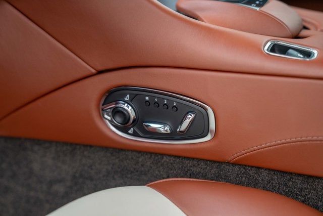 2019 Aston Martin DBS Superleggera