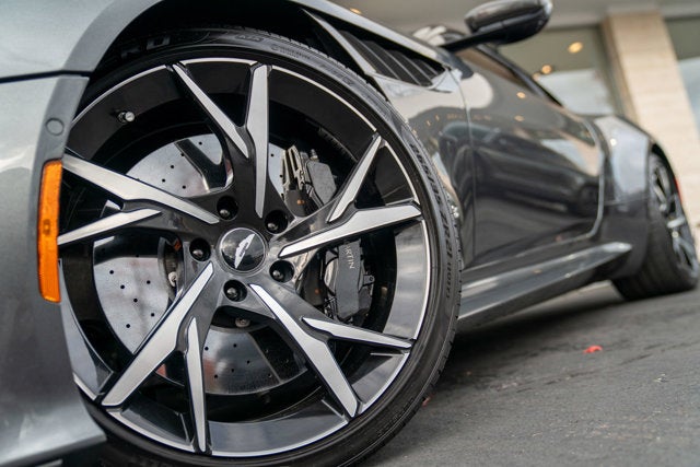 2019 Aston Martin DBS Superleggera